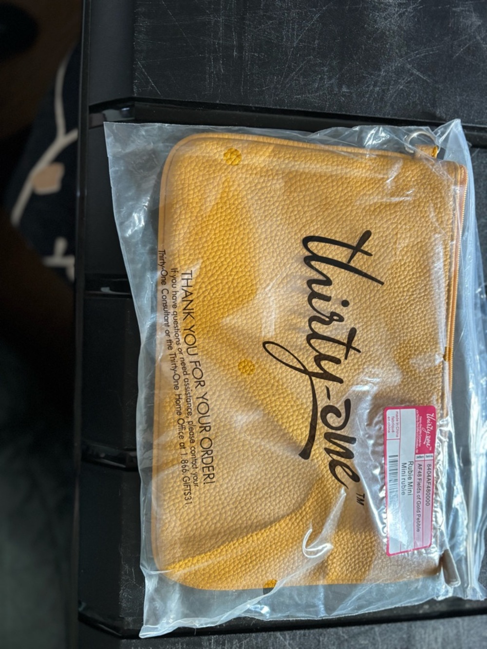 thirty-one Bright Yellow Pebbled Zip Pouch